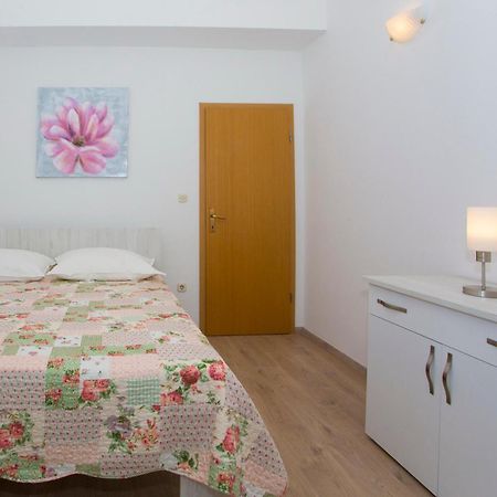 Apartments Dundic Makarska Exterior foto