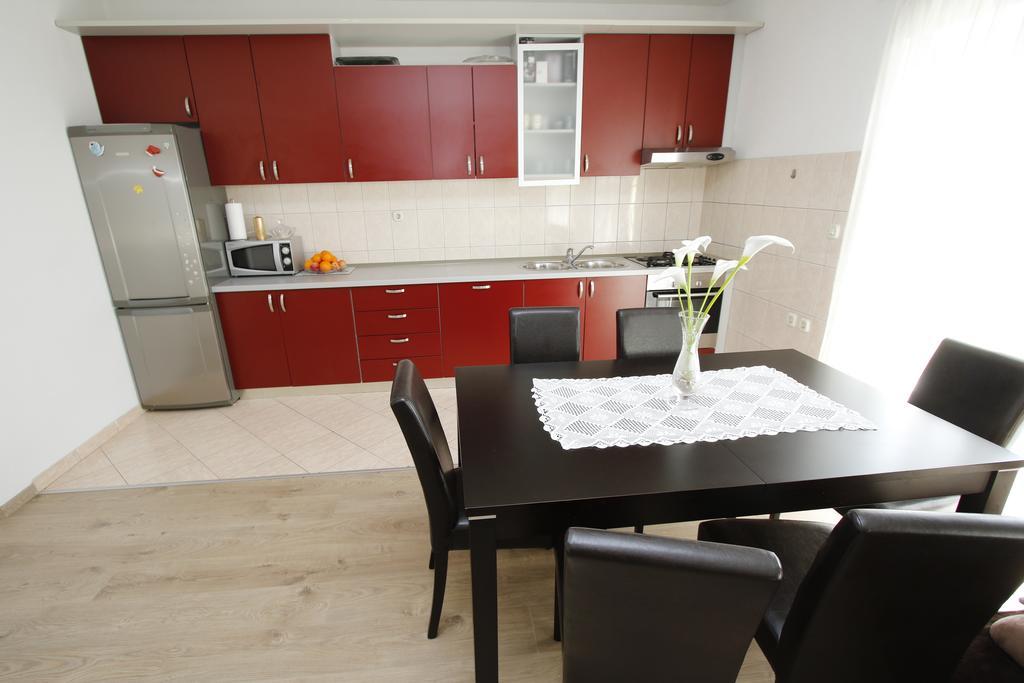 Apartments Dundic Makarska Exterior foto